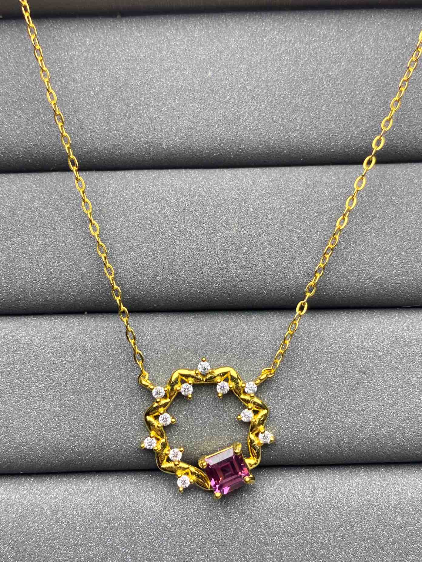 3117 Garnet Necklace