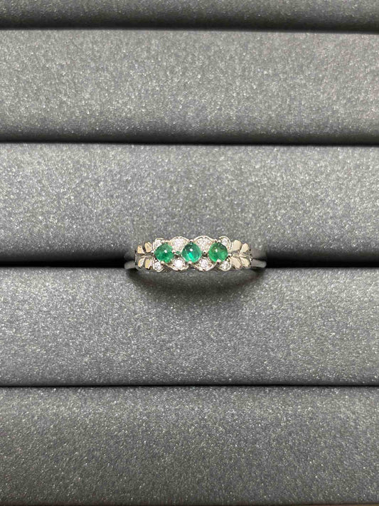 2409 Emerald Ring